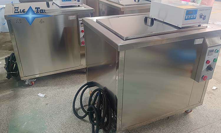 超聲波清洗機(jī)在汽車行業(yè)的應(yīng)用,如何清潔汽車零部件? 超聲波清洗機(jī)在汽車行業(yè)的應(yīng)用,如何清潔汽車零部件?